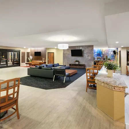 Endeavor Inn & Suites, Trademark Collection By Wyndham-3